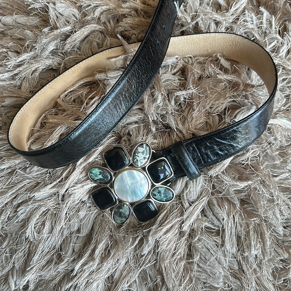 Leather rock flower belt size 36 inches total